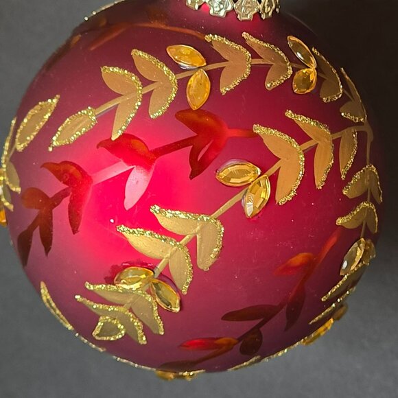 Frontgate Red Glass Christmas Ornaments Set Of 2 Gold Leaf Jeweled Design 4 Inch - Picture 3 of 8